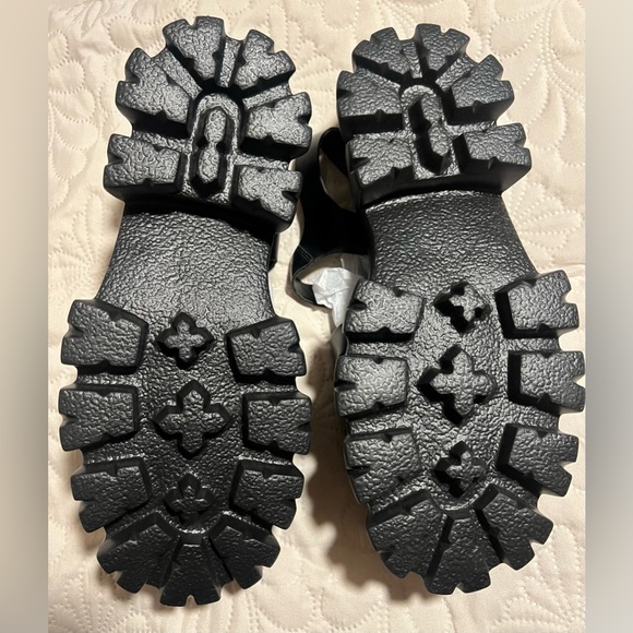 NEW Steve Madden Echo - Picture 3 of 5